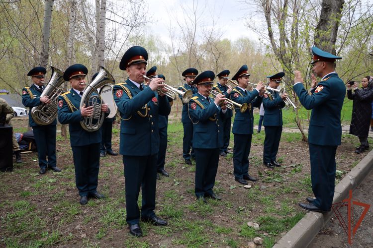  Росгвардейская акция «Парад у дома ветерана» прошла в Татарстане