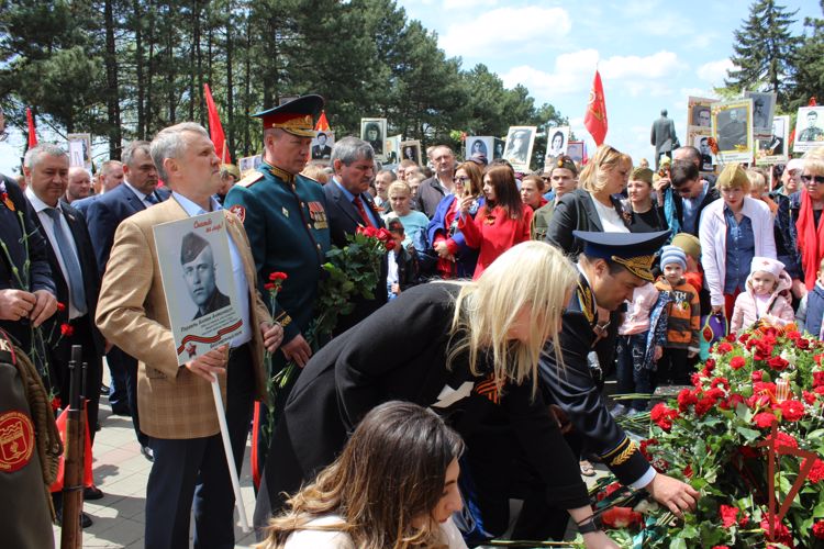 Росгвардейцы стали участниками парада Победы в Пятигорске