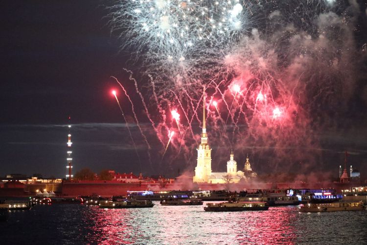 Росгвардия обеспечила правопорядок на мероприятиях дня города в Санкт-Петербурге