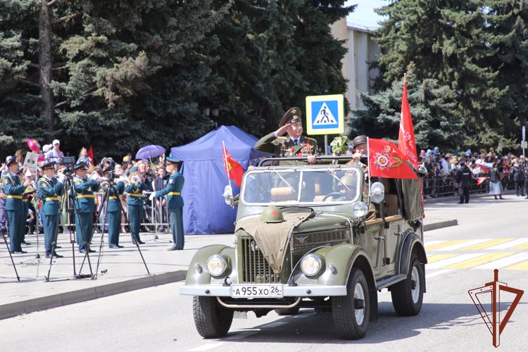 Росгвардейцы стали участниками парада Победы в Пятигорске