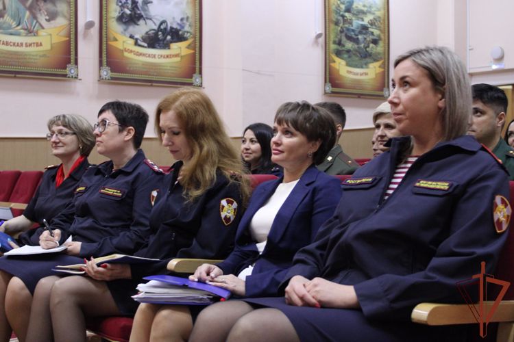 В Уральском округе Росгвардии состоялся сбор с руководителями финансово-экономических подразделений