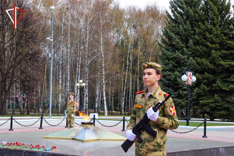 Подшефный Росгвардии кадетский класс отстоял Вахту памяти в Йошкар-Оле