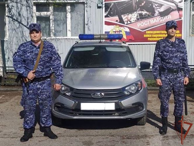 Росгвардейцы в Югре помогли родителям вернуть их потерявшихся детей