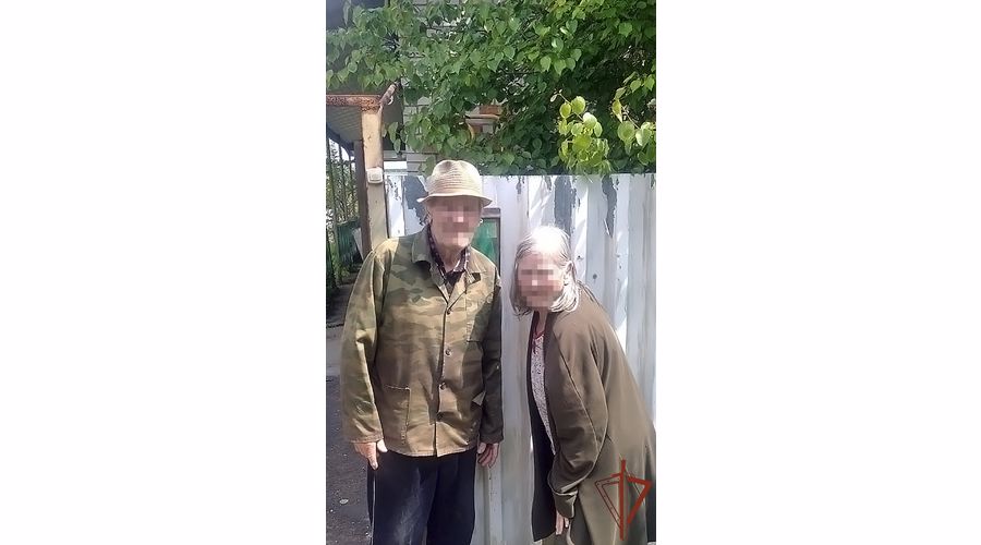 В Оренбуржье росгвардейцы помогли вернуться домой пожилой женщине