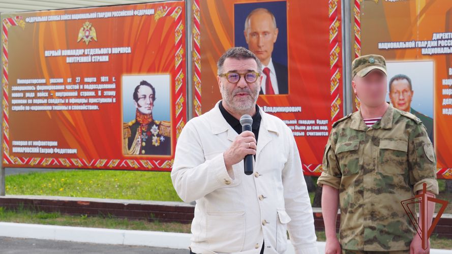 Отряд спецназа «Ермак» Росгвардии встретился с участниками благотворительных и волонтерских акций «#Своих не бросаем»