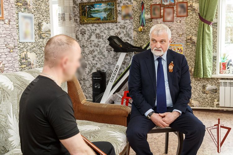 В Коми глава региона посетил росгвардейцев, вернувшихся со специальной операции