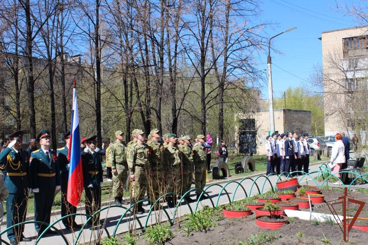 Росгвардия поздравила персональными парадами представителей Поколения Победителей на Южном Урале 