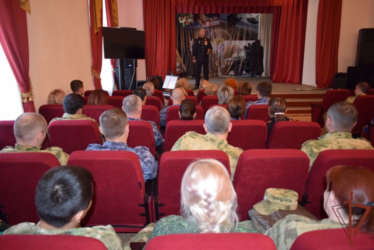 Росгвардейцы провели в Иркутске концерт в поддержку участников специальной операции 