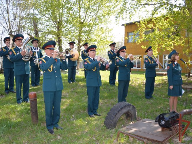 Росгвардия принимает участие в поздравлениях ветеранов Алтайского края