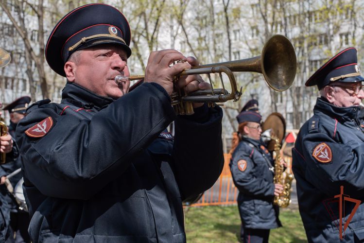 АКЦИЯ «ПАРАД У ДОМА ВЕТЕРАНОВ» ПРОШЛА В СТОЛИЧНОМ ГЛАВКЕ РОСГВАРДИИ