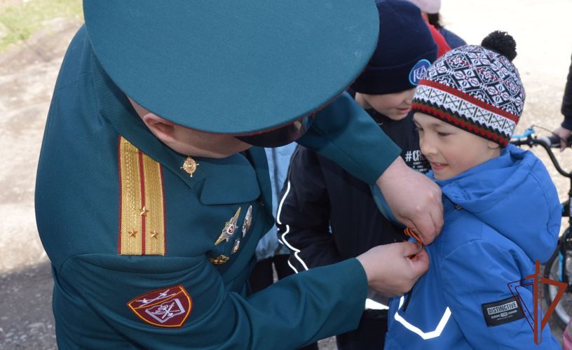 Росгвардия в День Победы провела мероприятия в рамках всероссийской акции «Георгиевская лента» в Тюмени и Зауралье