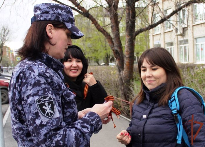 Росгвардия в День Победы провела мероприятия в рамках всероссийской акции «Георгиевская лента» в Тюмени и Зауралье