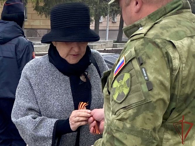 Росгвардия в День Победы провела мероприятия в рамках всероссийской акции «Георгиевская лента» в Тюмени и Зауралье