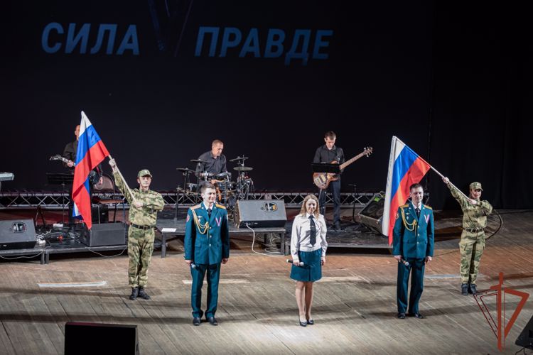 Ансамбль песни и пляски «Амур» завершил тур по городам Дальневосточного федерального округа