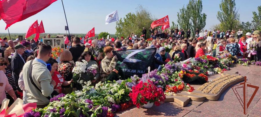 Росгвардейцы поздравляют ветеранов войны С Днём Победы в Херсонской и Запорожской областях
