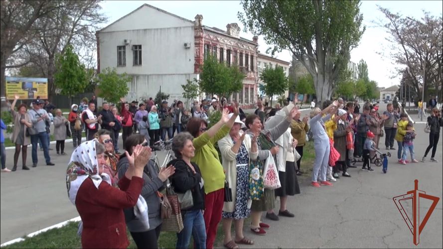 Росгвардейцы поздравляют ветеранов войны С Днём Победы в Херсонской и Запорожской областях