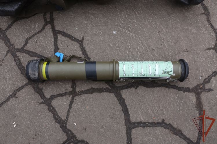 Росгвардейцы изъяли у националистов вооружение иностранного производства
