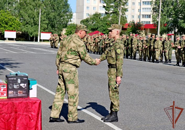 Снежинский полк Росгвардии отметил 66 лет со дня образования