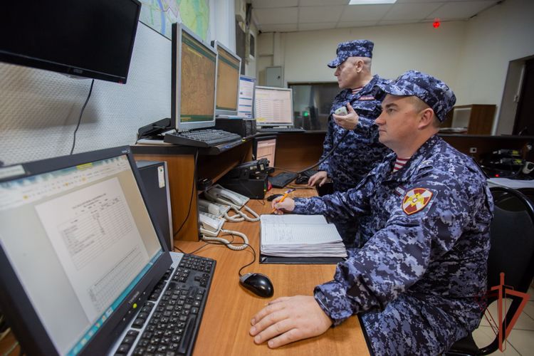 В Пензенской области Росгвардейцы помогли вернуться домой пожилому мужчине, которого разыскивали родственники