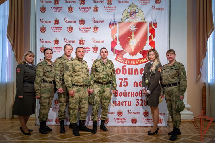 Новоуральский полк по охране важных государственных объектов и специальных грузов отметил 75-ю годовщину со дня образования 