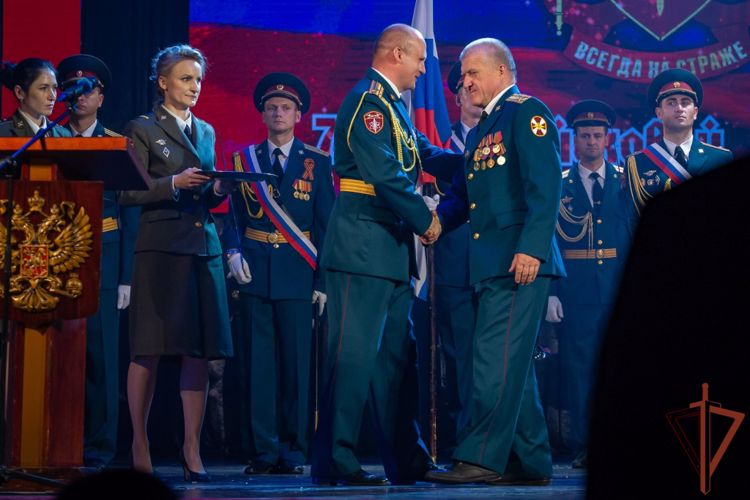 Новоуральский полк по охране важных государственных объектов и специальных грузов отметил 75-ю годовщину со дня образования 