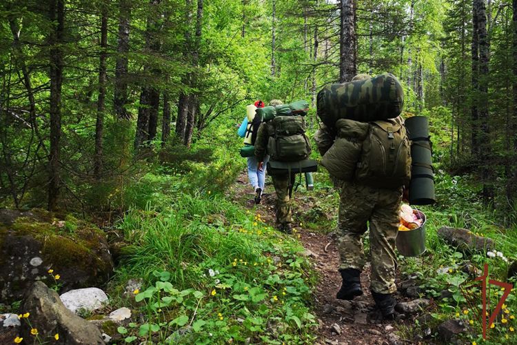Росгвардейцы Бурятии приняли участие в альпиниаде «Байкальский спецназ - 2022»
