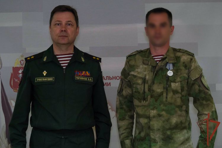 Росгвардейцам- участникам спецоперации вручены госнаграды 