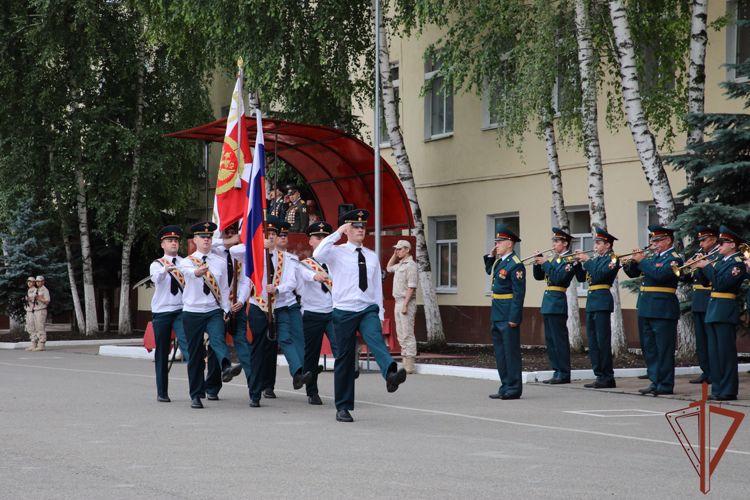 Новобранцы Росгвардии присягнули на верность Отечеству в Пятигорске