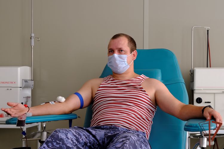 Росгвардейцы Сибирского округа отметили Всемирный день донора