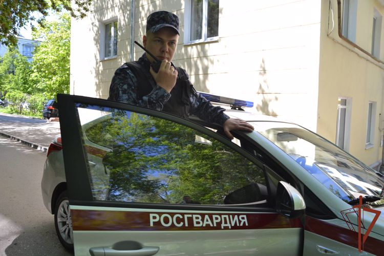 Подозреваемых в наркоторговле задержал наряд Росгвардии в Самаре