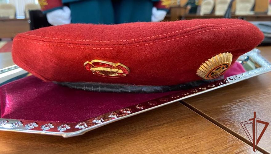 Семье погибшего росгвардейца -  участника спецоперации  передали орден Мужества