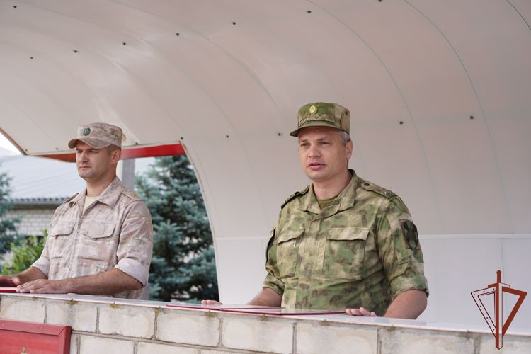 КВАРТИРНО-ЭКСПЛУАТАЦИОННАЯ ЧАСТЬ ГРОЗНЕНСКОГО СОЕДИНЕНИЯ РОСГВАРДИИ ОТМЕТИЛА 22-Ю ГОДОВЩИНУ