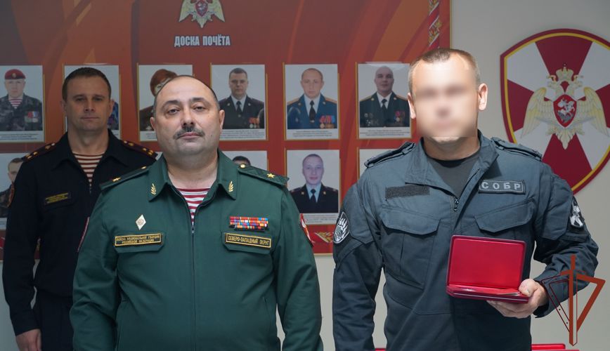 В Петрозаводске наградили росгвардейцев, отличившихся в ходе специальной военной операции на Украине