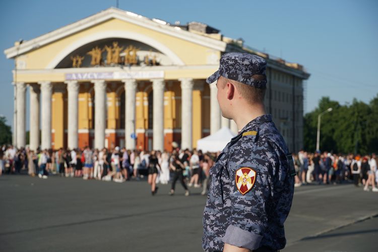 Карельские росгвардейцы обеспечили охрану общественного порядка в День города 