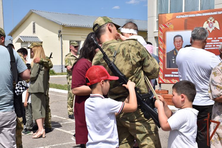 В Калмыкию вернулись росгвардейцы — участники спецоперации на Украине