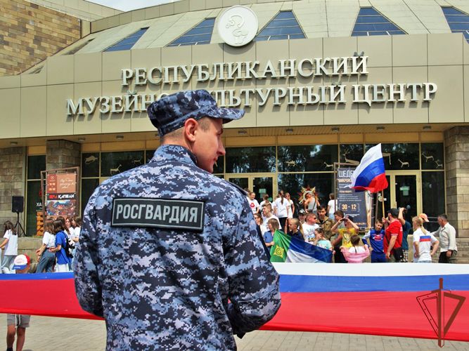 Торжественные мероприятия, посвящённые Дню России, проходят в Сибири