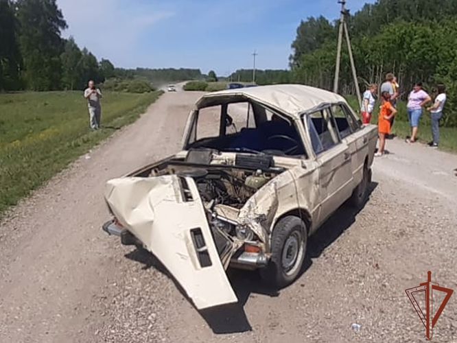 Росгвардеец оказал медпомощь пострадавшей в ДТП семье из Кузбасса