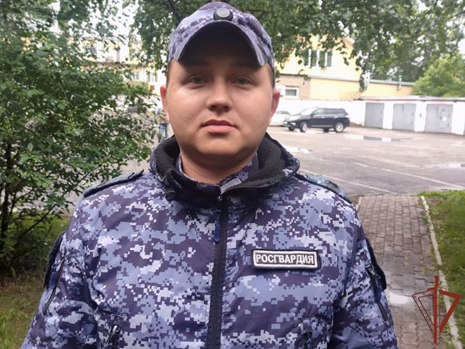 Водителю автобуса в Новокузнецке помог спастись после ДТП сотрудник Росгвардии