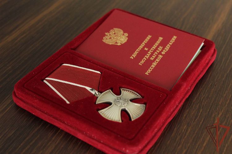 Госнаграду погибшего в спецоперации росгвардейца передали его родным в Кузбассе