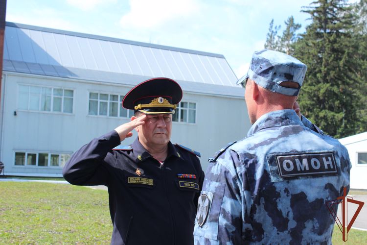 Госнаграды вручены в Кузбассе росгвардейцам-участникам спецоперации