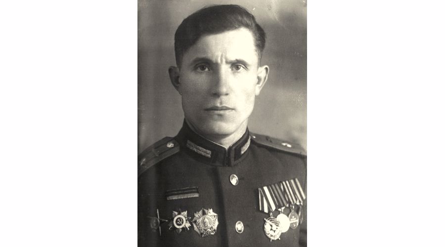  Со 100-летним юбилеем  проживающего в Сочи ветерана Великой Отечественной войны  поздравили сотрудники Росгвардии