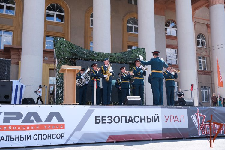 Выставка передовых технологий Росгвардии «Безопасный Урал» открылась в Челябинской области