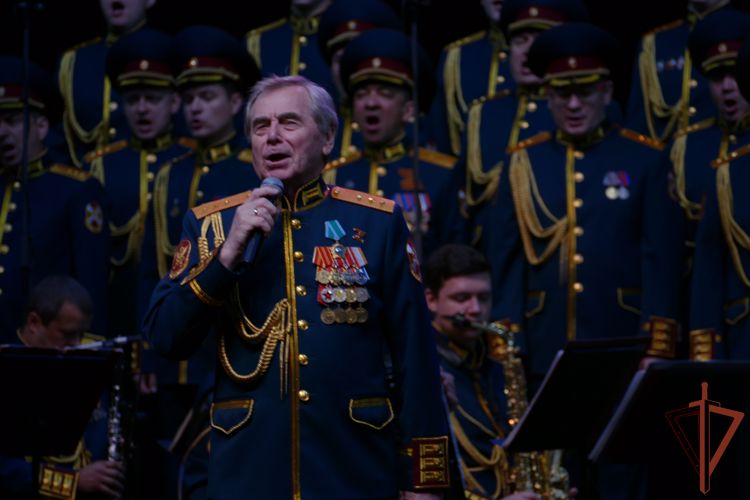 В День памяти и скорби академический ансамбль песни и пляски Росгвардии выступил в Томске