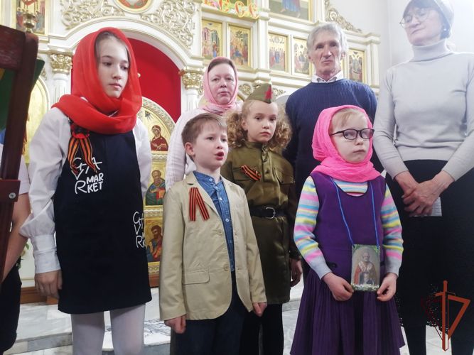  Представители духовенства и прихожане поддержали уральских росгвардейцев, участвующих в проведении военной спецоперации (Видео)