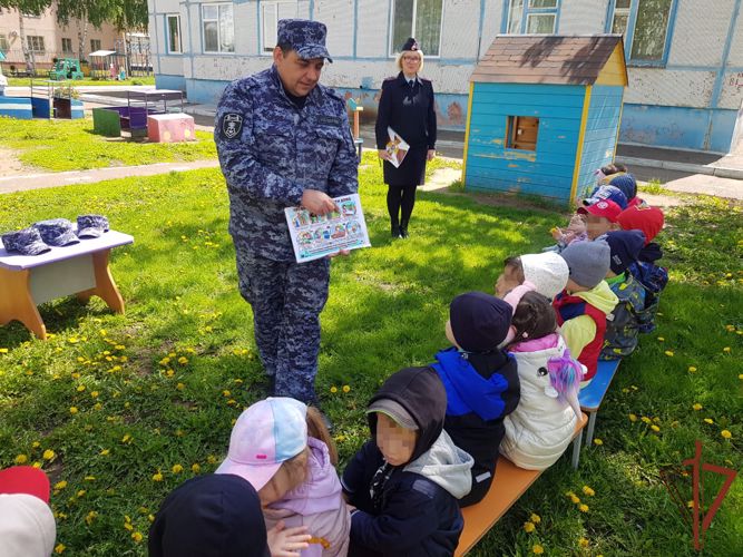 Росгвардейцы в Приволжье провели мероприятия, посвящённые Международному дню защиты детей