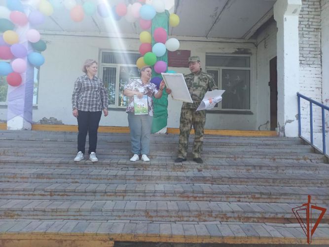 Росгвардия на Урале провела мероприятия, посвящённые Международному дню защиты детей 