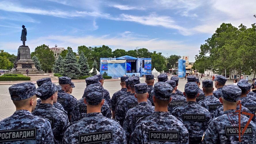 Фестиваль военных оркестров Росгвардии завершился в Севастополе грандиозным концертом 