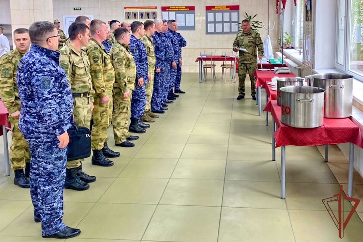 В Северо-Западном округе Росгвардии обсудили  совершенствование тылового обеспечения 
