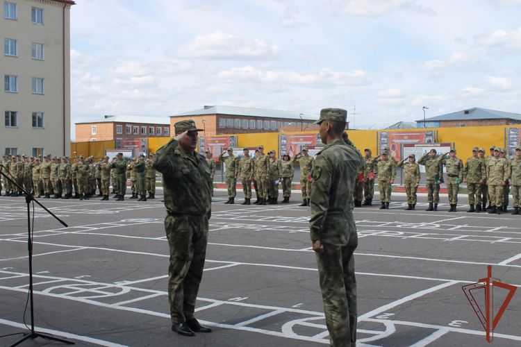 В Омске состоялась торжественная встреча военнослужащих – участников специальной военной операции