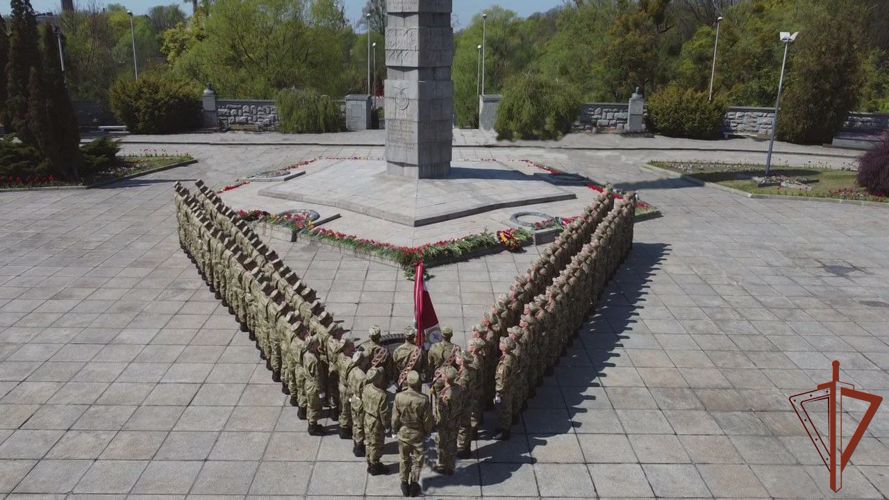 Росгвардейцы поддержали акцию «Своих не бросаем» в Калининграде